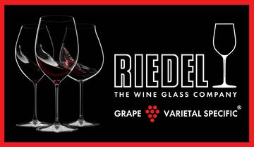 Logo van het bekende glasmerk Riedel. Prachtige wijnglazen en karaffen.