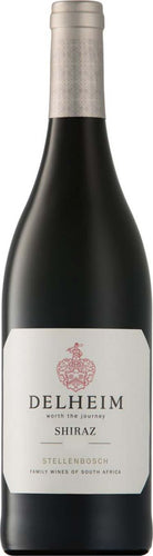 Fles rode wijn Delheim Shiraz Syrah. Wijnhuis Delheim Stellenbosch in Zuid-Afrika. Verkrijgbaar bij Wijnstory